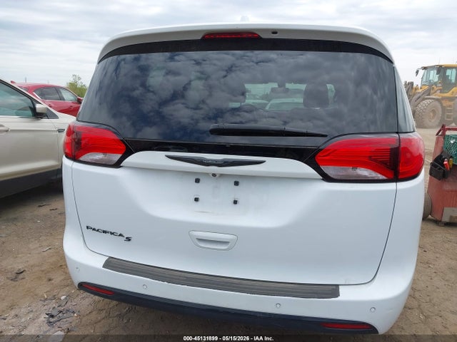 Продажа на аукционе авто 2019 Chrysler Pacifica Touring L, vin: 2C4RC1BG5KR668240, номер лота: 45131899