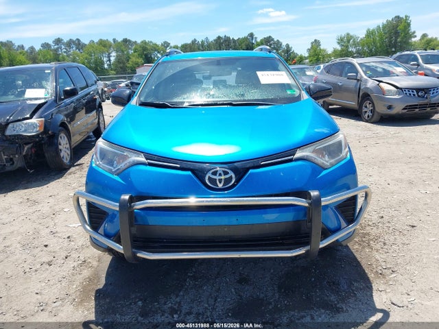 JTMZFREV9GJ074133 Toyota RAV4 LE