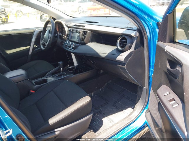 JTMZFREV9GJ074133 Toyota RAV4 LE