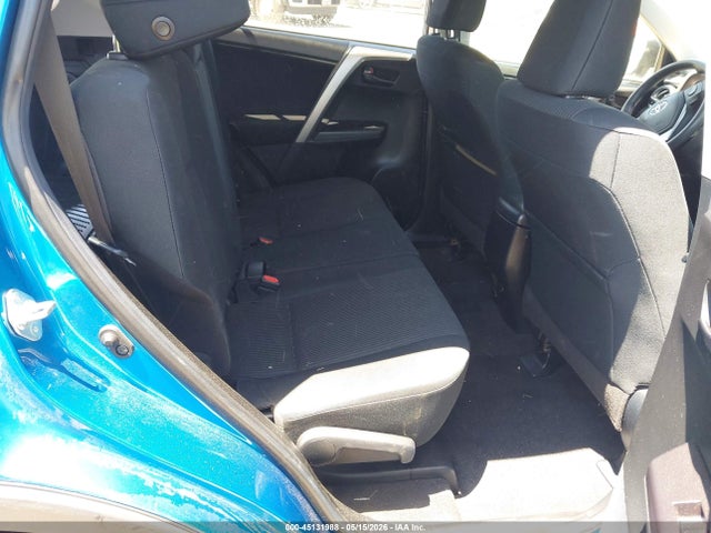 JTMZFREV9GJ074133 Toyota RAV4 LE