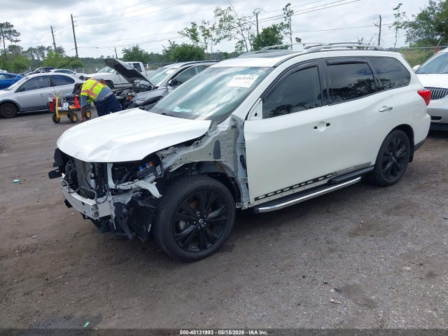 Продажа на аукционе авто 2017 Nissan Pathfinder Platinum, vin: 5N1DR2MN2HC660295, номер лота: 45131993