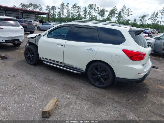 Продажа на аукционе авто 2017 Nissan Pathfinder Platinum, vin: 5N1DR2MN2HC660295, номер лота: 45131993