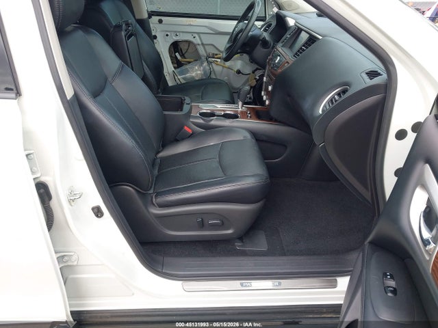 Продажа на аукционе авто 2017 Nissan Pathfinder Platinum, vin: 5N1DR2MN2HC660295, номер лота: 45131993