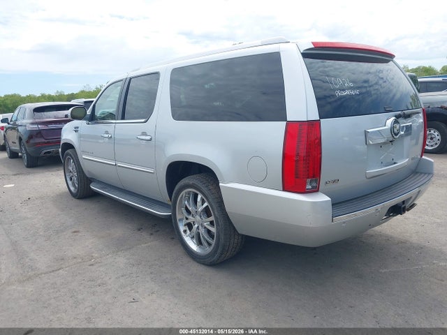 45132014 :رقم المزاد ، 1GYS3GEF0CR199065 vin ، 2012 Cadillac Escalade Esv Standard مزاد بيع