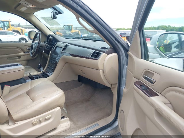 45132014 :رقم المزاد ، 1GYS3GEF0CR199065 vin ، 2012 Cadillac Escalade Esv Standard مزاد بيع