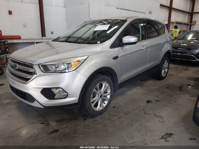 Продажа на аукционе авто 2017 Ford Escape Se, vin: 1FMCU0GD2HUB28587, номер лота: 45132065