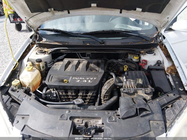 Продажа на аукционе авто 2012 Chrysler 200 Lx, vin: 1C3CCBAB4CN135364, номер лота: 45132122