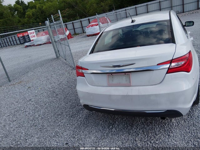 Продажа на аукционе авто 2012 Chrysler 200 Lx, vin: 1C3CCBAB4CN135364, номер лота: 45132122