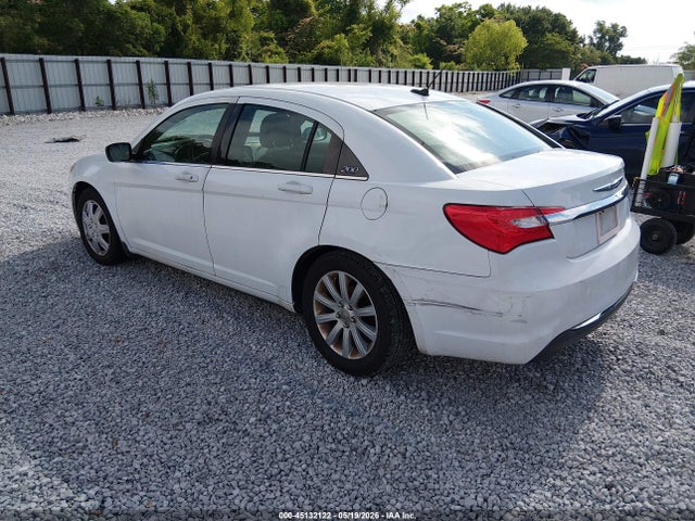 Продажа на аукционе авто 2012 Chrysler 200 Lx, vin: 1C3CCBAB4CN135364, номер лота: 45132122