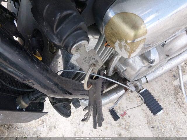 45132169 :رقم المزاد ، JH2RC4309TM200851 vin ، 1996 Honda Vf750 C مزاد بيع