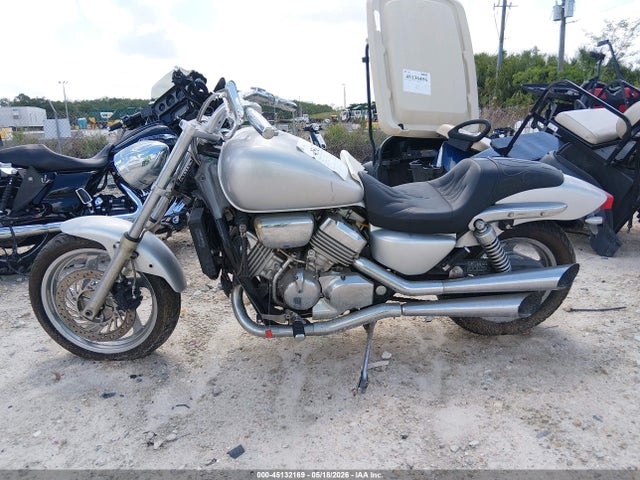 45132169 :رقم المزاد ، JH2RC4309TM200851 vin ، 1996 Honda Vf750 C مزاد بيع