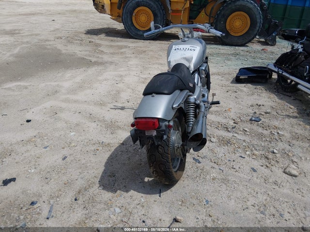 45132169 :رقم المزاد ، JH2RC4309TM200851 vin ، 1996 Honda Vf750 C مزاد بيع