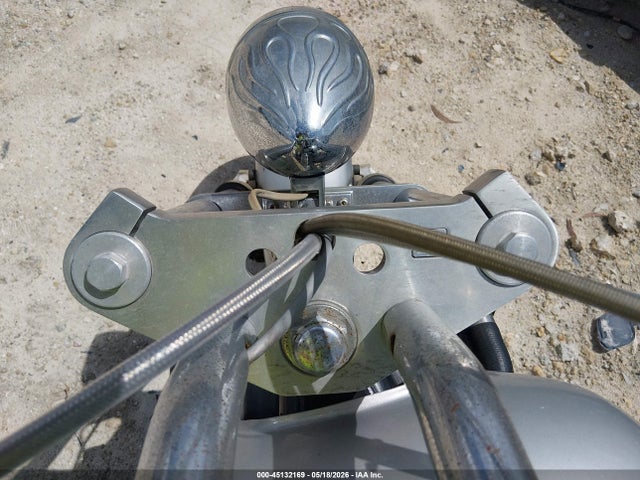 45132169 :رقم المزاد ، JH2RC4309TM200851 vin ، 1996 Honda Vf750 C مزاد بيع