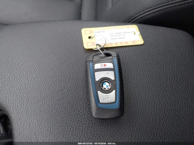 BMW 330I 2017 WBA8B9G30HNU56481 Image 11