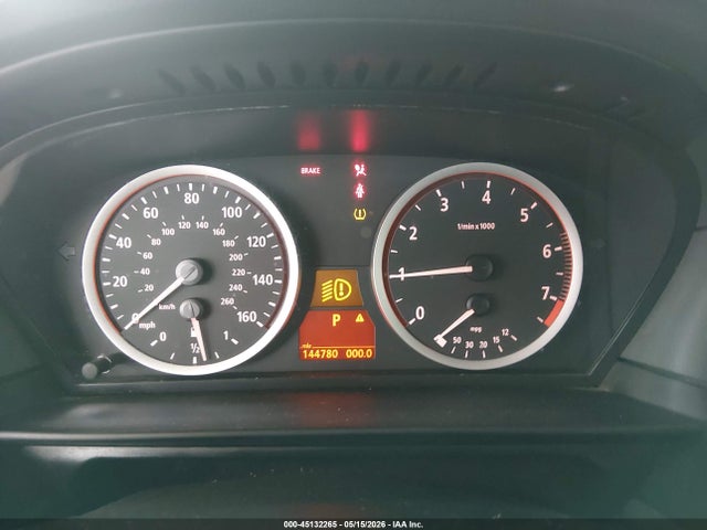 2006 Bmw 530i მანქანა იყიდება აუქციონზე, vin: WBANE73566CM39134, აუქციონის ნომერი: 45132265