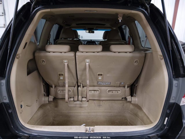 45132330 :رقم المزاد ، 5FNRL38628B030266 vin ، 2008 Honda Odyssey Ex-l مزاد بيع
