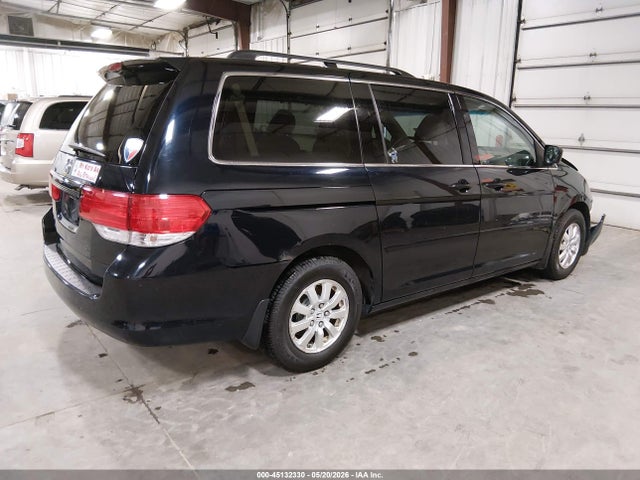 45132330 :رقم المزاد ، 5FNRL38628B030266 vin ، 2008 Honda Odyssey Ex-l مزاد بيع