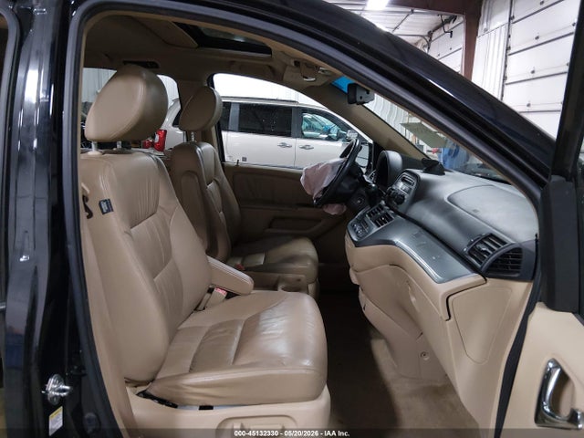 45132330 :رقم المزاد ، 5FNRL38628B030266 vin ، 2008 Honda Odyssey Ex-l مزاد بيع