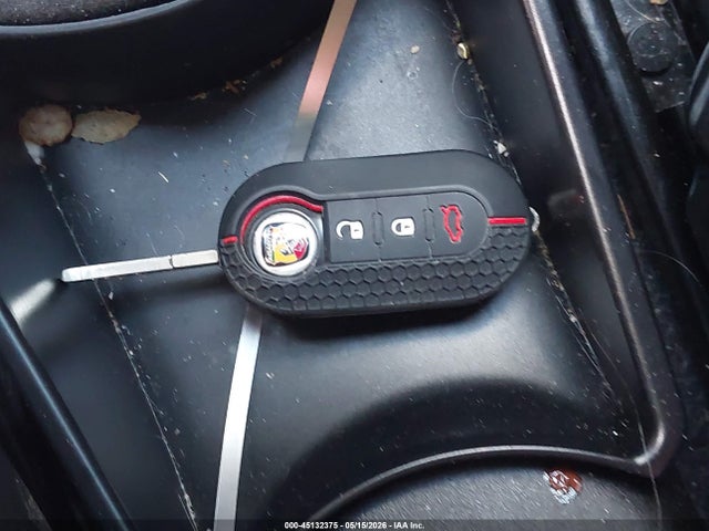 Продаж на аукціоні авто 2013 Fiat 500c Abarth, vin: 3C3CFFJH3DT666950, номер лоту: 45132375
