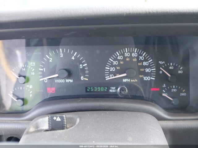 Продаж на аукціоні авто 2001 Jeep Cherokee Sport, vin: 1J4FF48S31L572230, номер лоту: 45132412