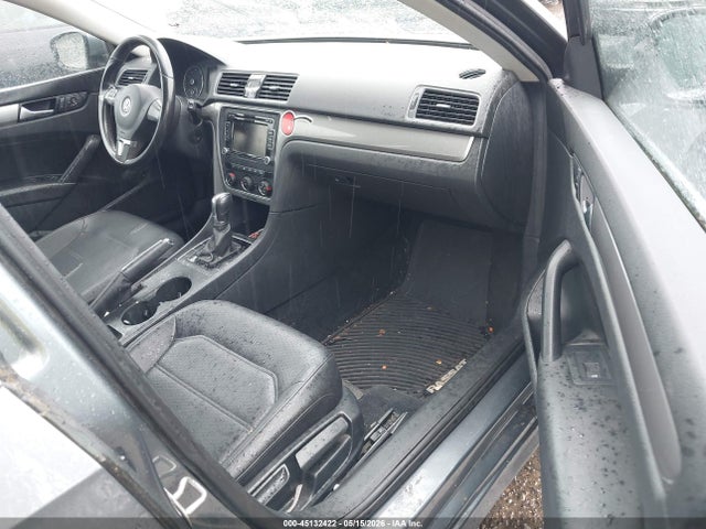 Aukcja sprzedaży 2015 Volkswagen Passat 1.8t Limited Edition, vin: 1VWAT7A35FC115498, numer aukcji: 45132422