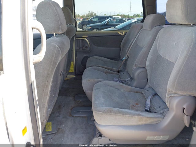 45132434 :رقم المزاد ، 5TDZA23C85S357162 vin ، 2005 Toyota Sienna Ce مزاد بيع