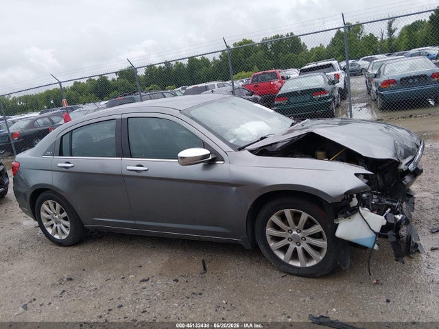 45132438 :رقم المزاد ، 1C3CCBCG6DN751819 vin ، 2013 Chrysler 200 Limited مزاد بيع