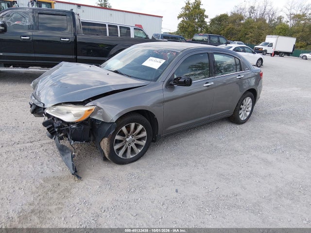 45132438 :رقم المزاد ، 1C3CCBCG6DN751819 vin ، 2013 Chrysler 200 Limited مزاد بيع