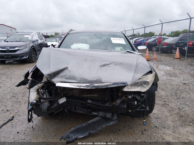 45132438 :رقم المزاد ، 1C3CCBCG6DN751819 vin ، 2013 Chrysler 200 Limited مزاد بيع