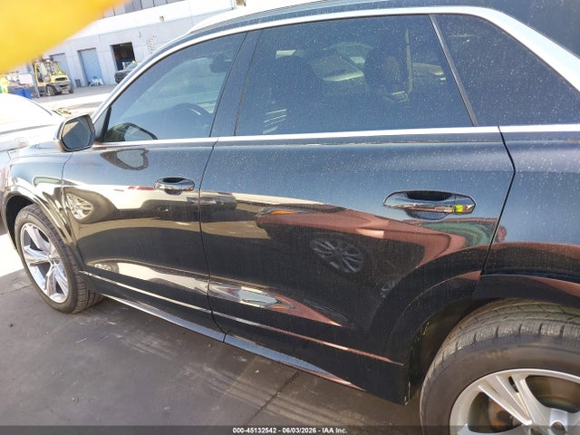 2023 Audi Q8 Premium 55 Tfsi Quattro Tiptronic მანქანა იყიდება აუქციონზე, vin: WA1AVBF12PD027439, აუქციონის ნომერი: 45132542