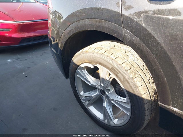 2023 Audi Q8 Premium 55 Tfsi Quattro Tiptronic მანქანა იყიდება აუქციონზე, vin: WA1AVBF12PD027439, აუქციონის ნომერი: 45132542