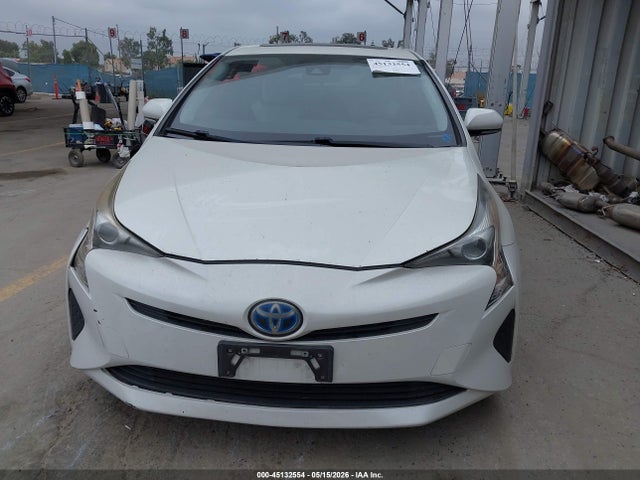 JTDKARFUXH3035336 Toyota Prius Three