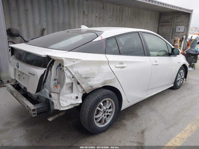 JTDKARFUXH3035336 Toyota Prius Three