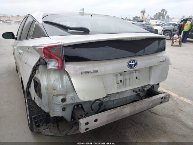 JTDKARFUXH3035336 Toyota Prius Three