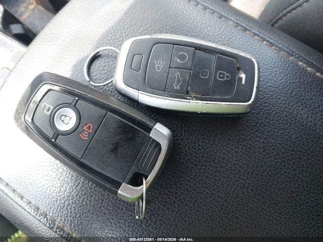 45132581 :رقم المزاد ، 3FA6P0LU1JR172971 vin ، 2018 Ford Fusion Hybrid Se مزاد بيع