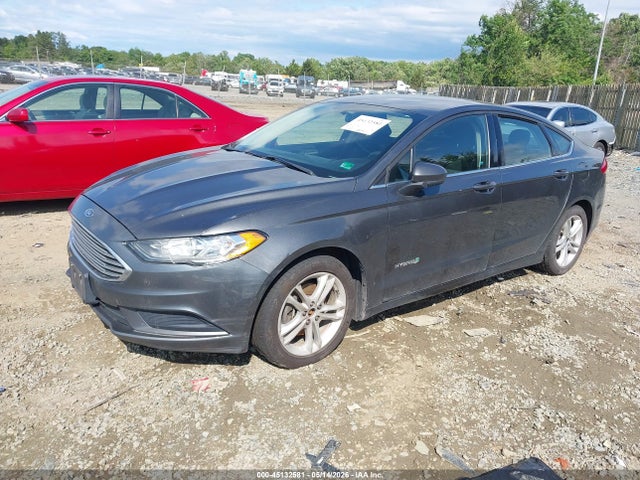 45132581 :رقم المزاد ، 3FA6P0LU1JR172971 vin ، 2018 Ford Fusion Hybrid Se مزاد بيع