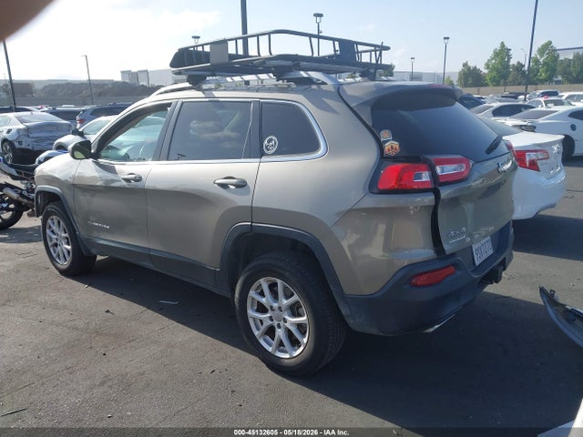 1C4PJMCS1GW311363 Jeep Cherokee Latitude
