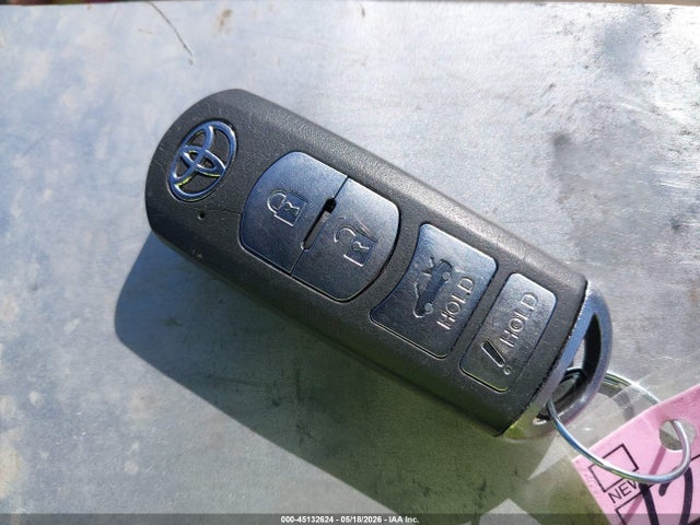 3MYDLBYV3HY172420 Toyota YARIS IA