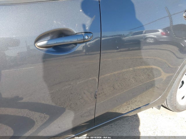 3MYDLBYV3HY172420 Toyota YARIS IA