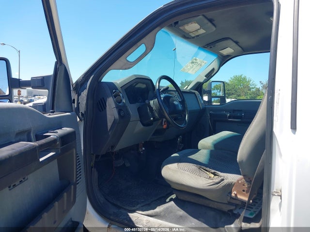 45132706 :رقم المزاد ، 3FRNF6FC5BV384945 vin ، 2011 Ford F-650 Xl/xlt مزاد بيع