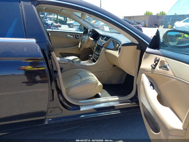 2007 Mercedes-benz Cls 550 მანქანა იყიდება აუქციონზე, vin: WDDDJ72X27A114139, აუქციონის ნომერი: 45132714