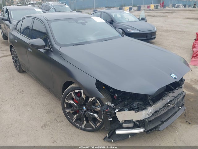 Продажа на аукционе авто 2026 Bmw 550e Xdrive, vin: WBA13FK0XTCV83169, номер лота: 45132747