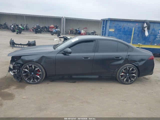 2026 Bmw 550e Xdrive მანქანა იყიდება აუქციონზე, vin: WBA13FK0XTCV83169, აუქციონის ნომერი: 45132747