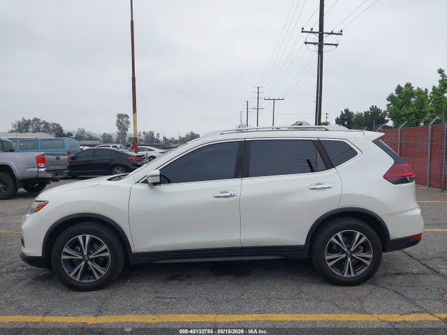 JN8AT2MT8LW032938 Nissan Rogue Sv Fwd