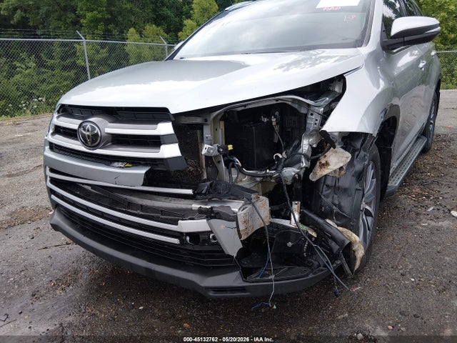 Aukcja sprzedaży 2018 Toyota Highlander Xle, vin: 5TDKZRFH5JS542340, numer aukcji: 45132762