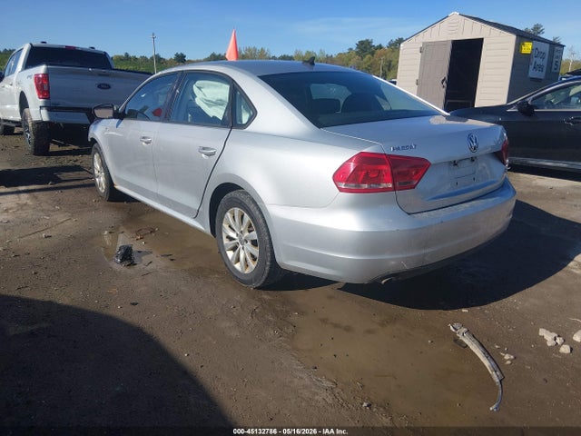 Aukcja sprzedaży 2015 Volkswagen Passat 1.8t Wolfsburg Edition, vin: 1VWAT7A34FC014629, numer aukcji: 45132786
