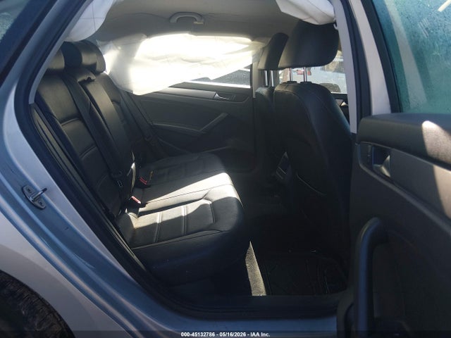 Aukcja sprzedaży 2015 Volkswagen Passat 1.8t Wolfsburg Edition, vin: 1VWAT7A34FC014629, numer aukcji: 45132786