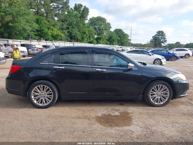 45132810 :رقم المزاد ، 1C3BC2FG0BN520743 vin ، 2011 Chrysler 200 Limited مزاد بيع