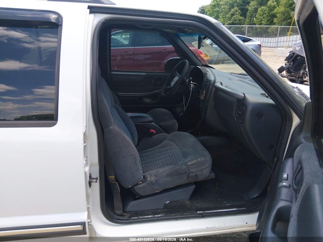 Aukcja sprzedaży 2000 Chevrolet Blazer Ls, vin: 1GNDT13W3Y2181942, numer aukcji: 45132824