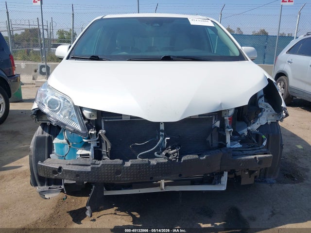 Toyota SIENNA XLE 2020 5TDYZ3DC8LS078137 Image 6